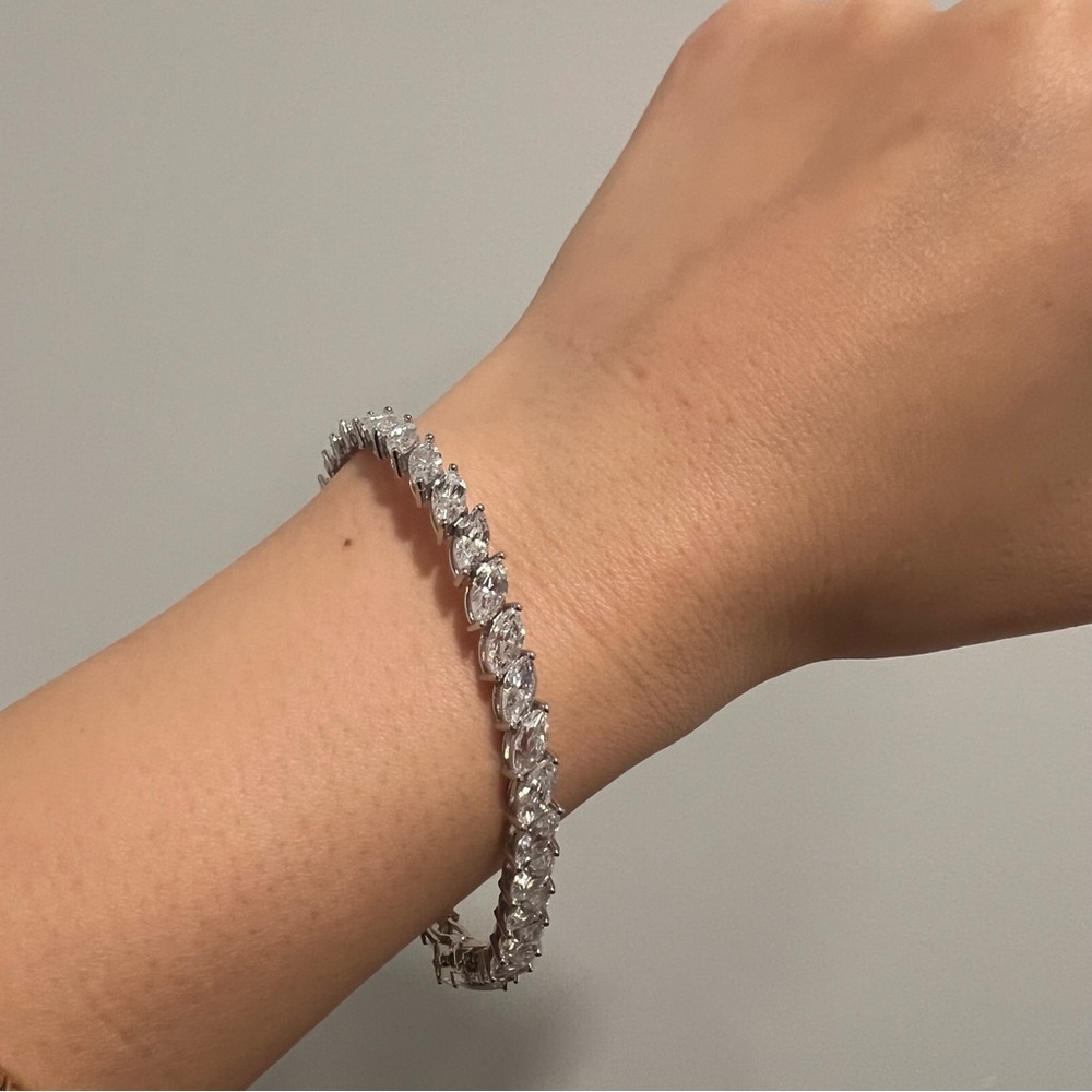 NEW Diamonique Sterling Silver Marquis Cut Tennis Bracelet